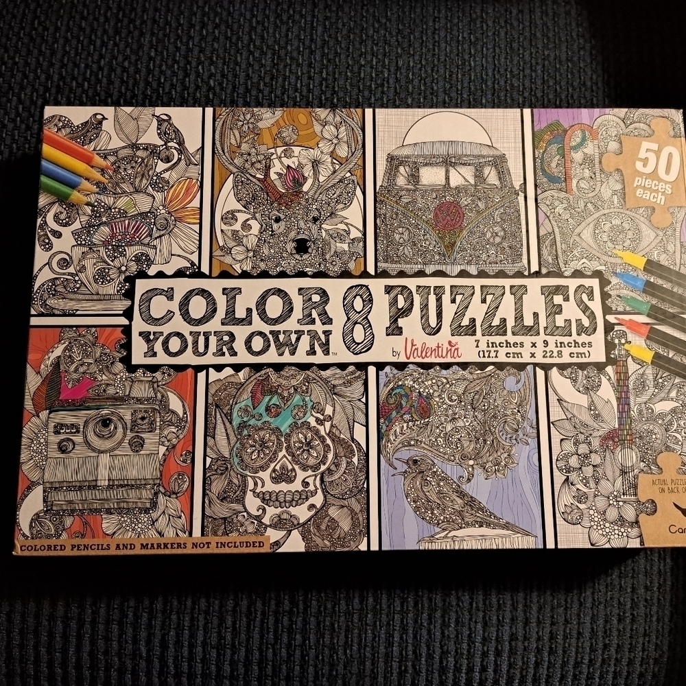Color your own puzzles 8 puzzles & 24 Crayola pencil crayons - Picture 2 of 6
